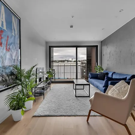 Nordic Modern With Sea View